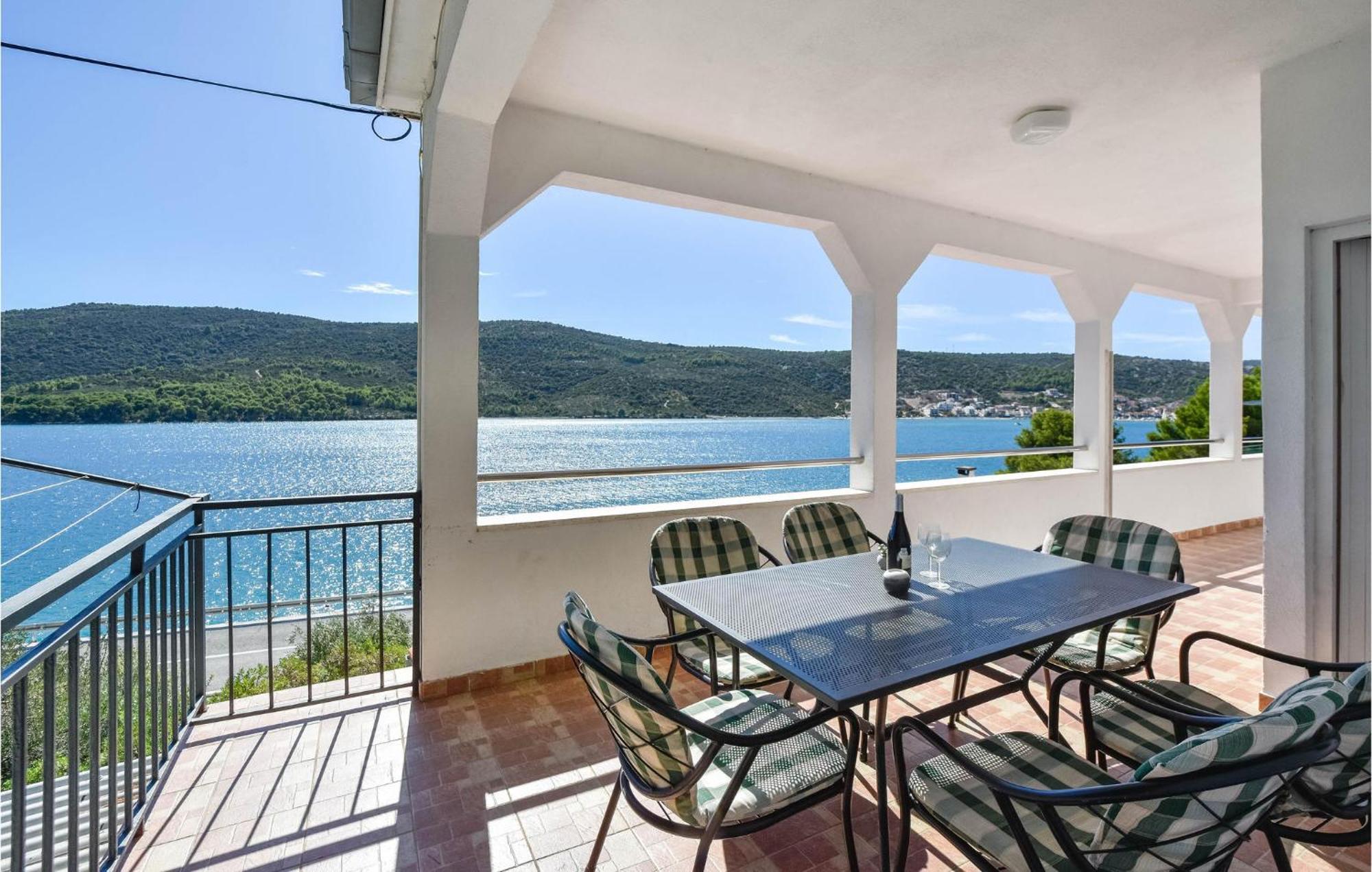 Nice Home In Poljica With House Sea View Marina Zewnętrze zdjęcie
